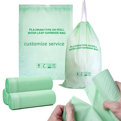 Einweg-Plastik-Zugband Küchenmüllbehälter Müllbeutel auf dem Rollen